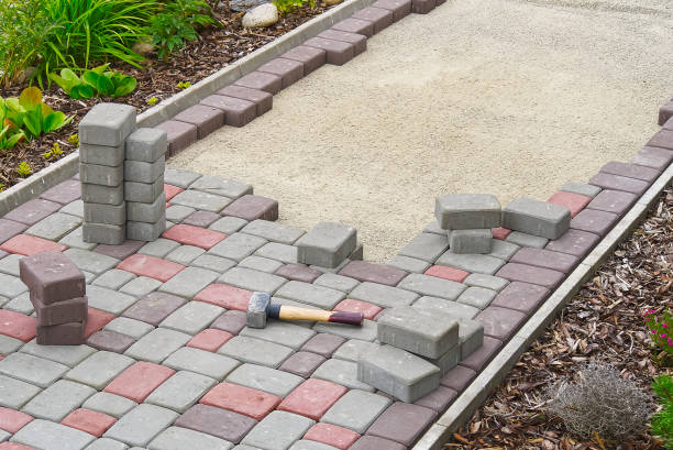 Best Residential Driveway Paver Services  in Central Point, OR